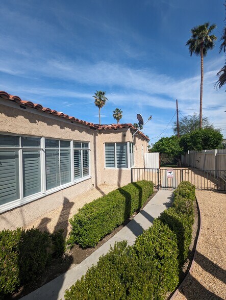 More Photos Of 201 E Ramon Rd, Palm Springs Office Residential For Lease