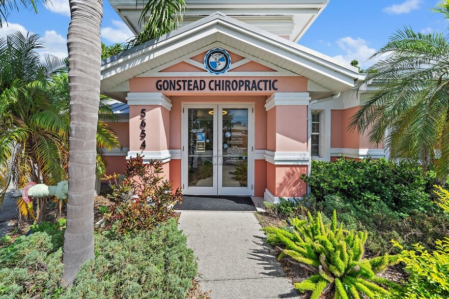 Primary Photo Of 5652-5654 Marquesas Cir, Sarasota Office For Lease