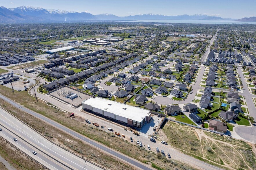 More Photos Of 275 W Bullriver Rd, Lehi Self Storage For Sale