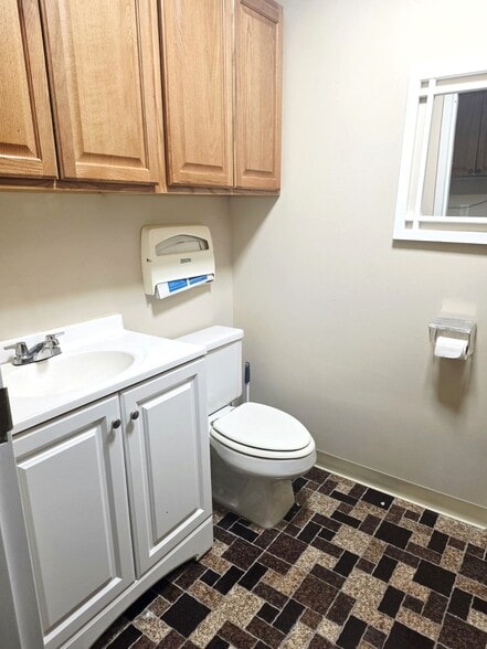 More Photos Of 1 Executive Blvd, Suffern Office For Lease