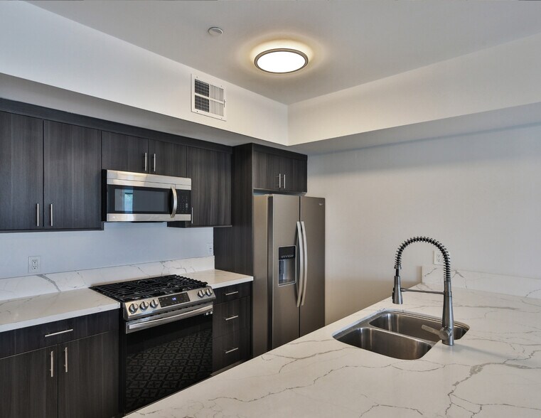 More Photos Of 1300 W Mission Blvd, Pomona Apartments For Sale