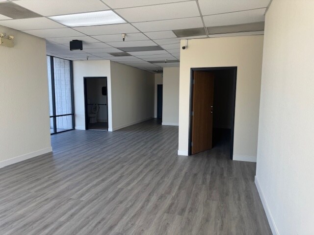 More Photos Of 2136 Pony Express Ct, Stockton Manufacturing For Lease