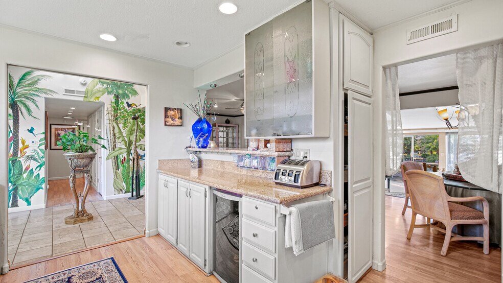 More Photos Of 1403 Rowena Way, Sacramento Specialty For Sale