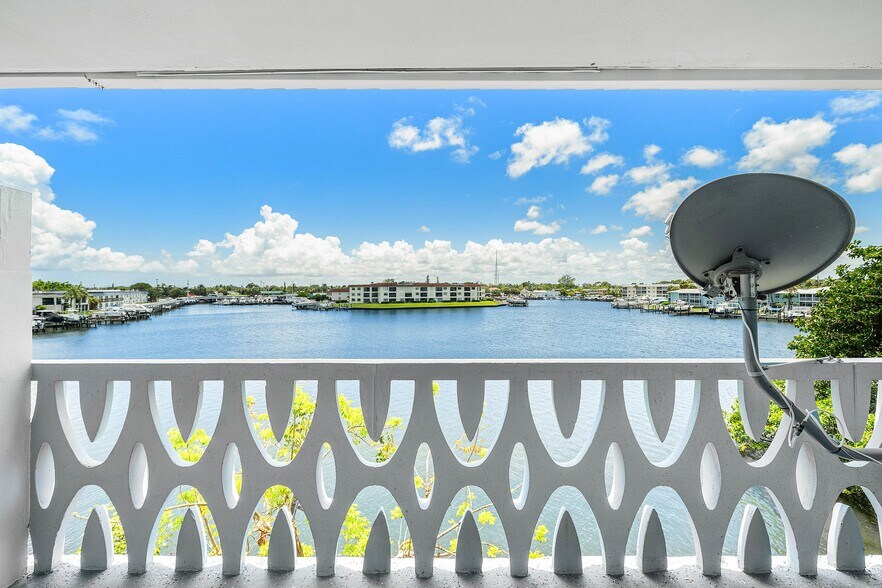 More Photos Of 628 Southwind Cir, North Palm Beach Apartments For Sale