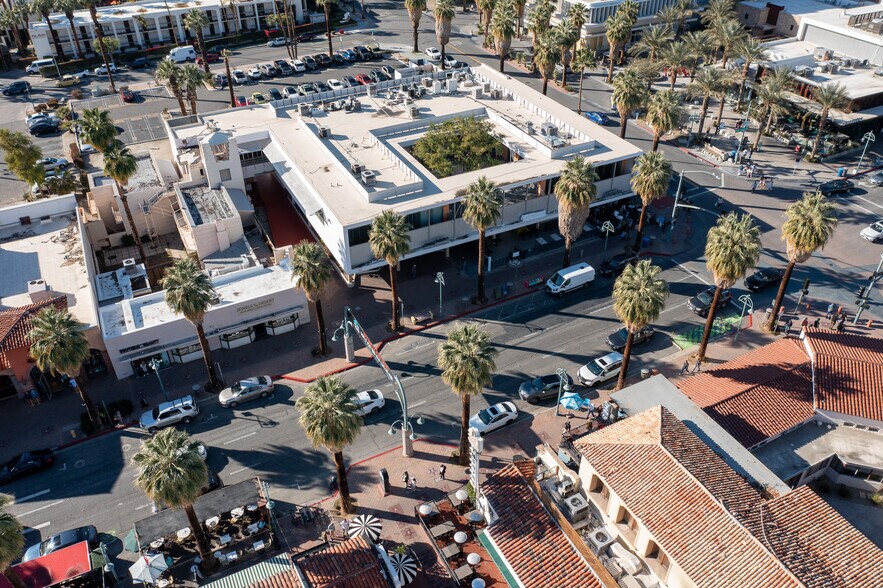 More Photos Of 100-139 S Palm Canyon Dr, Palm Springs Storefront Retail Office For Lease