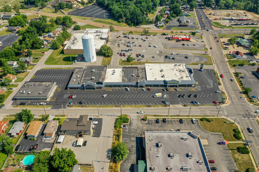 Primary Photo Of 500-518 W Delmar Ave, Godfrey Unknown For Lease