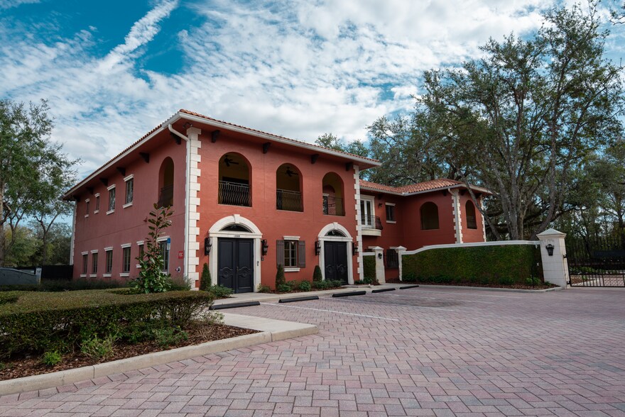 More Photos Of 2420 Brunello Trace, Lutz Office For Sale