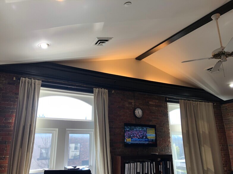 More Photos Of 428 Main St, Franklin General Retail For Sale