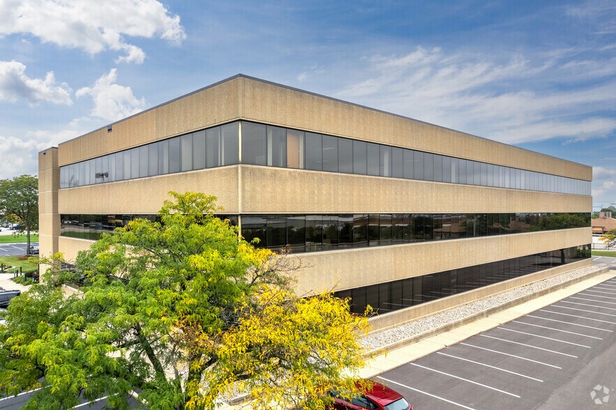 More Photos Of 4665 Cornell Rd, Blue Ash Office For Lease