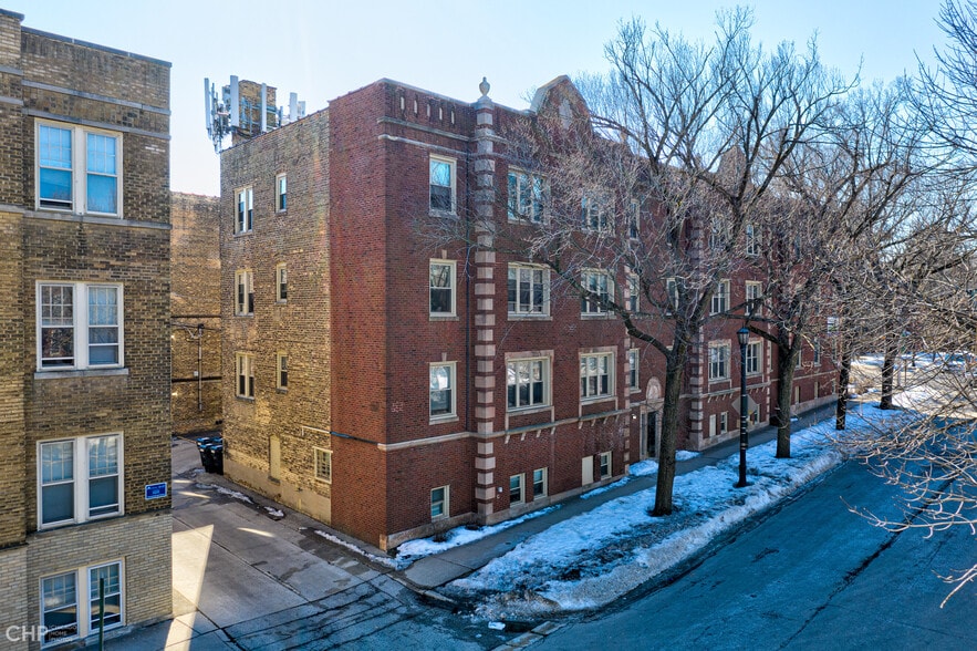 More Photos Of 1024 Noyes St, Evanston Apartments For Sale