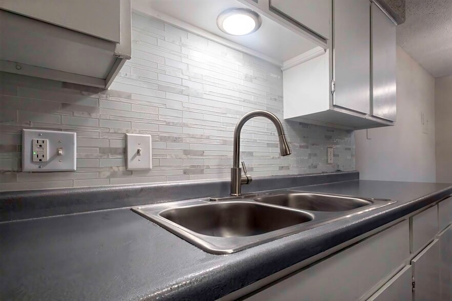 More Photos Of 5202 Bangor Ave, Lubbock Apartments For Sale