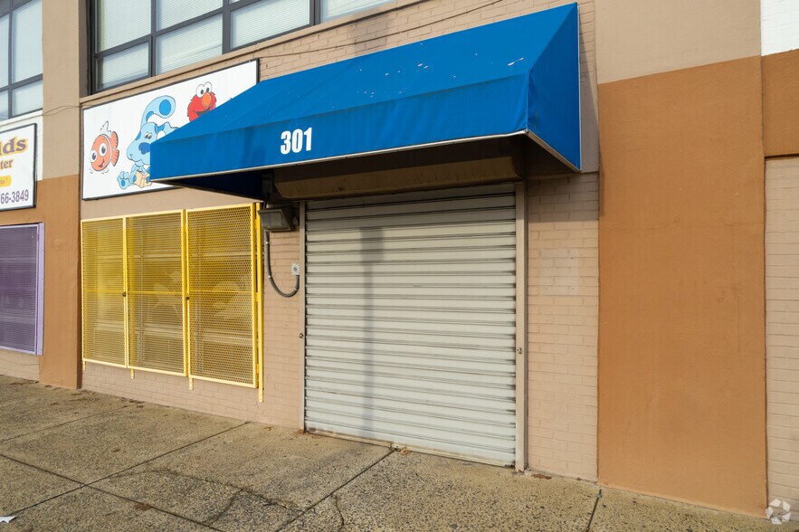 More Photos Of 301 E Chelten Ave, Philadelphia Office Residential For Lease