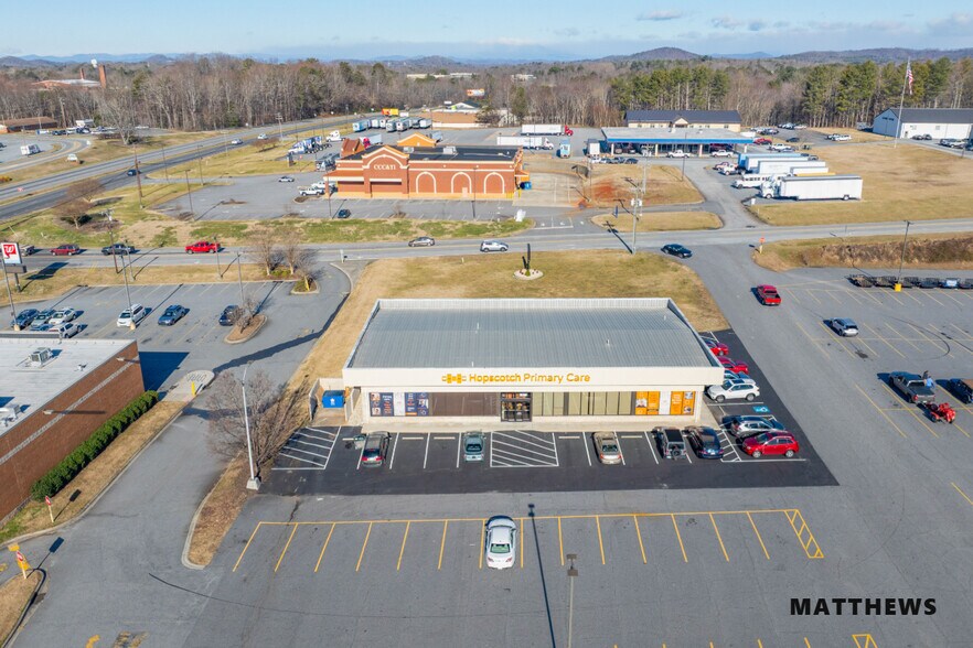 More Photos Of 3060 Hickory Blvd, Hudson Medical For Sale