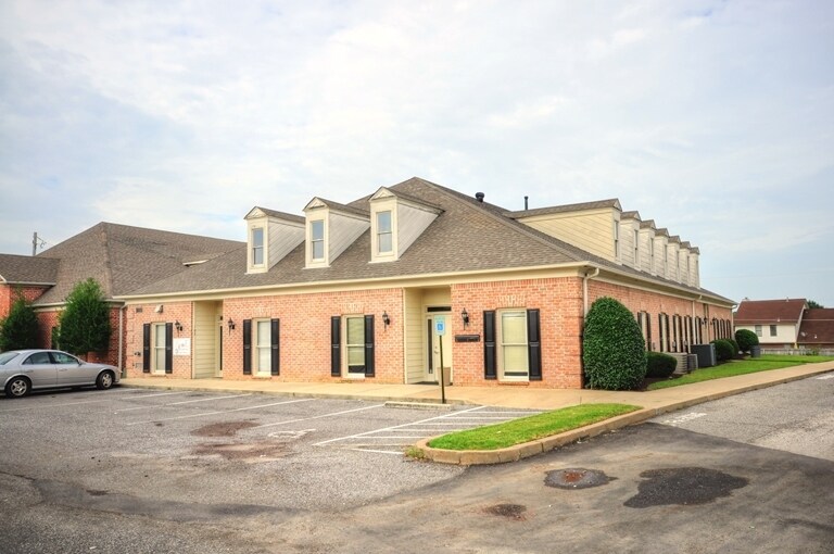 More Photos Of 8134 Country Village Dr, Cordova Medical For Lease