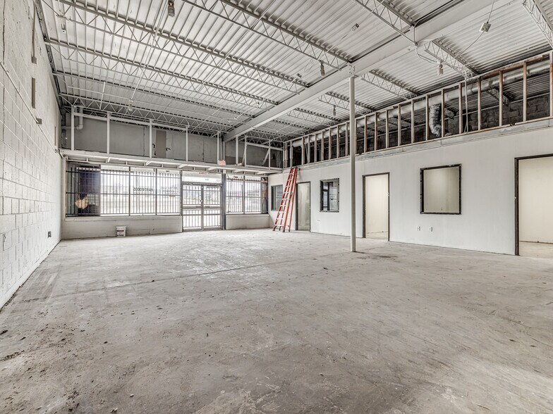 More Photos Of 912 N Pennsylvania Ave, Oklahoma City Warehouse For Lease