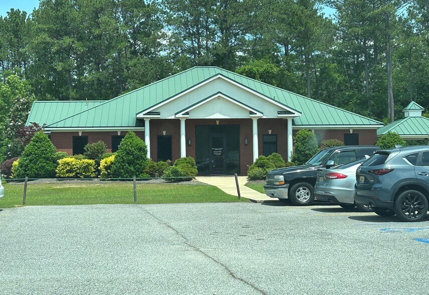 More Photos Of 9800 I 65 Service Rd S, Creola Warehouse For Lease