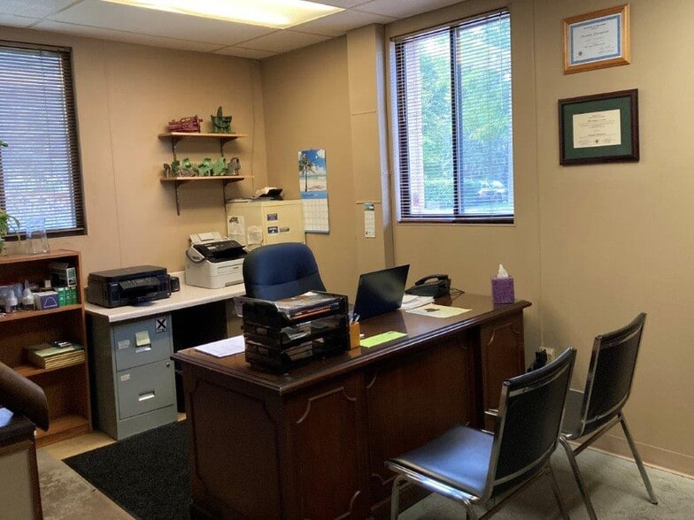 More Photos Of 4444 Forest St, Leonard General Retail For Sale