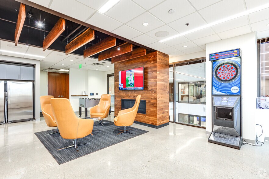 More Photos Of 3600 American Blvd W, Bloomington Office For Lease