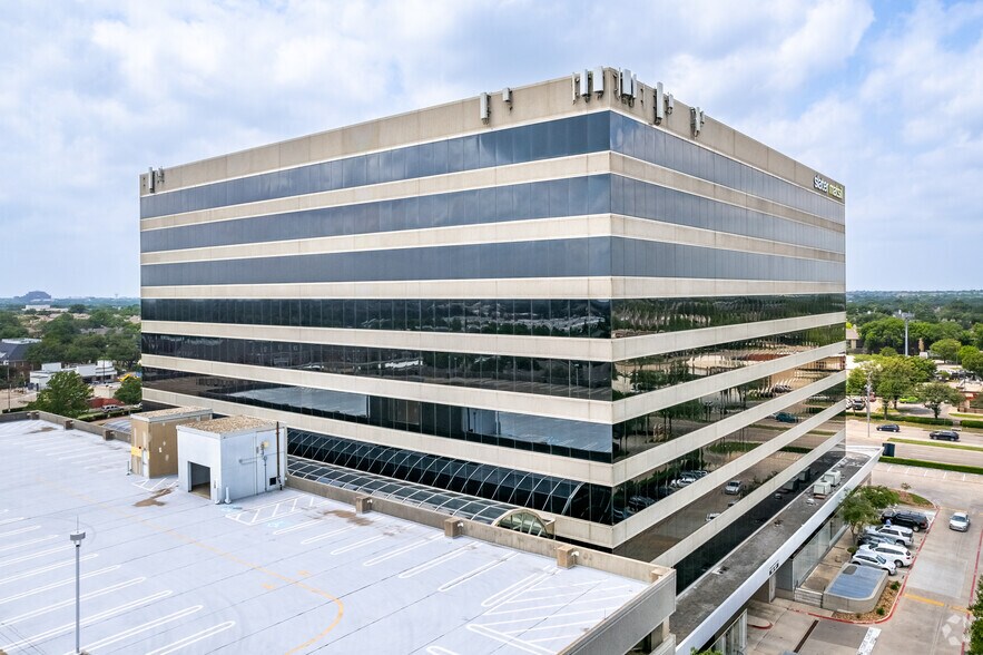 More Photos Of 17950 Preston Rd, Dallas Office For Lease