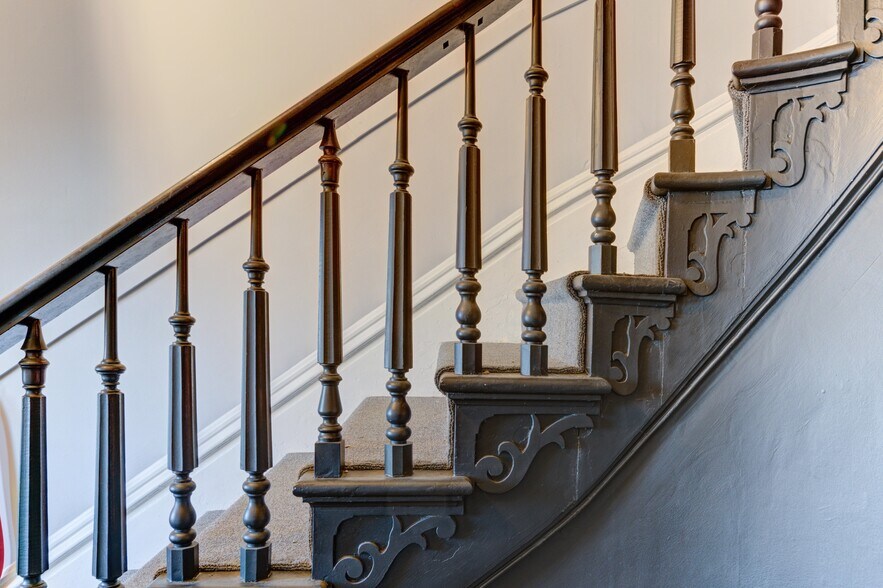 More Photos Of 28 E Main St, Johnstown General Retail For Sale