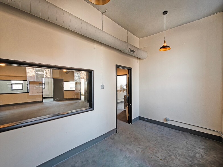 More Photos Of 213 Bailey Ave, Pittsburgh Office For Sale