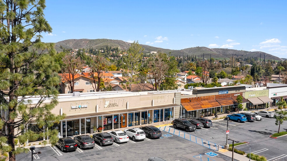 More Photos Of 30805-30895 E Thousand Oaks Blvd, Westlake Village Unknown For Lease