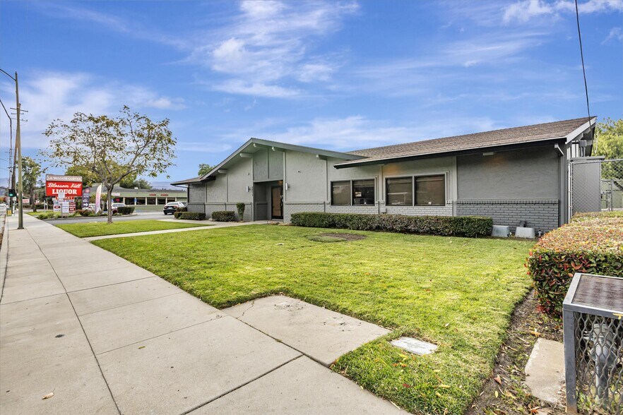 More Photos Of , San Jose General Retail For Sale