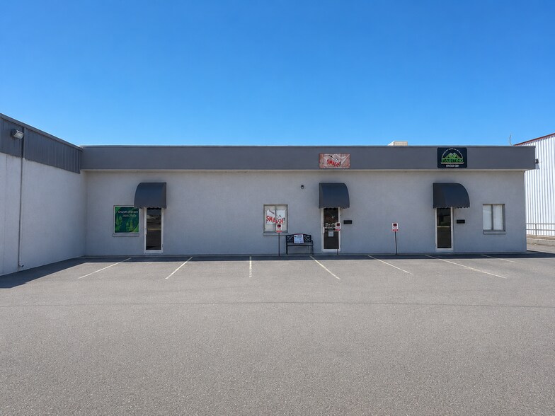 More Photos Of 2940 I-70 Business Loop, Grand Junction Flex For Sale