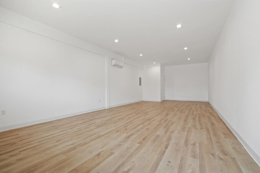 More Photos Of 2603 Hauser Blvd, Los Angeles Storefront For Lease