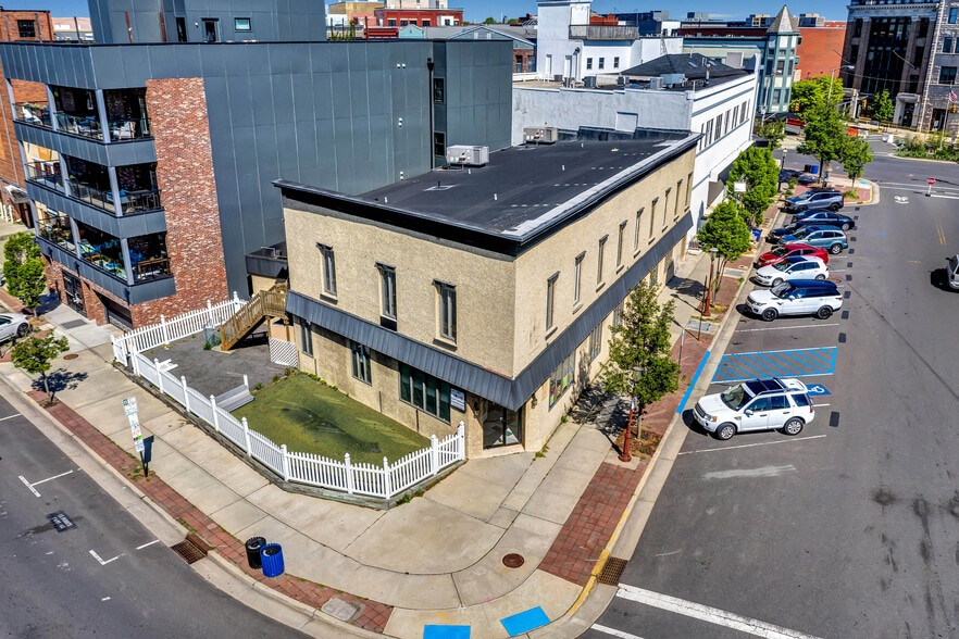 More Photos Of 601 Lake Ave, Asbury Park Office Residential For Lease