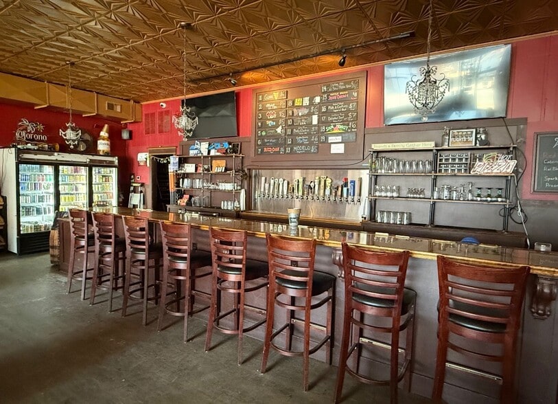 More Photos Of 30 S McKinley St, Coats Sports And Entertainment For Sale