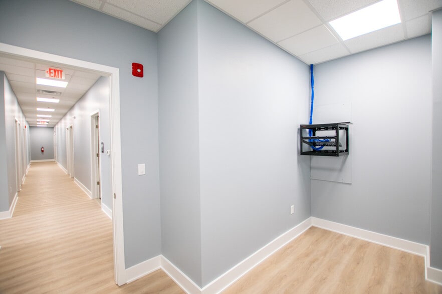 Primary Photo Of 1420 Point Breeze Ave, Philadelphia Apartments For Lease