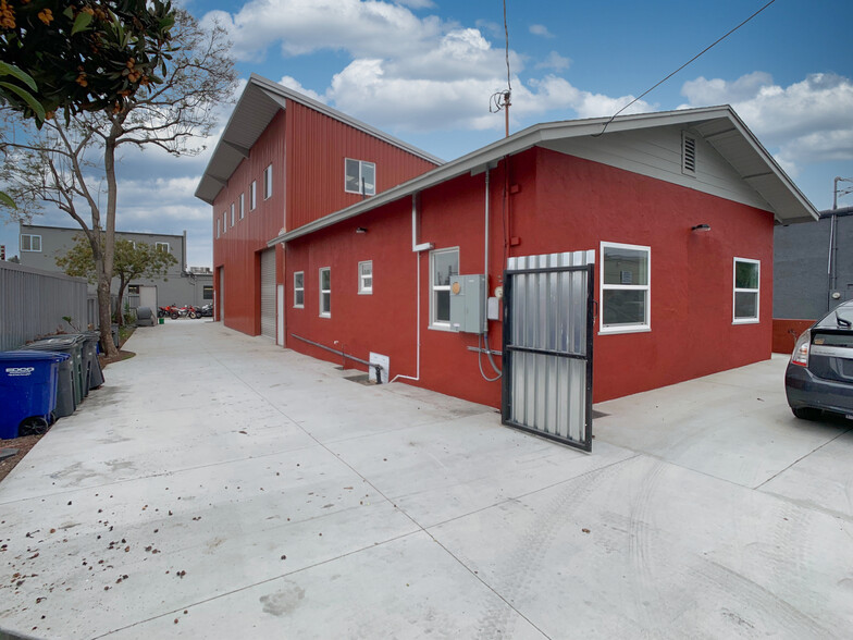 Primary Photo Of 7687 Lemon Ave, Lemon Grove Warehouse For Lease