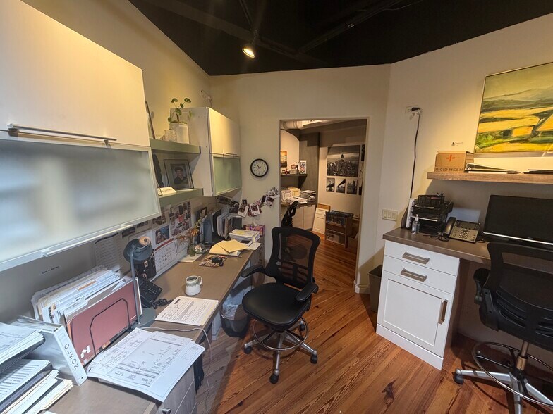 More Photos Of 3373-3375 Mount Diablo Blvd, Lafayette Loft Creative Space For Sale