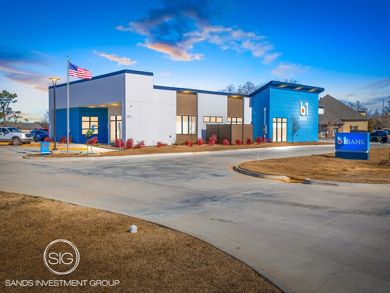 Primary Photo Of 2271 Tower Dr, Monroe Bank For Sale