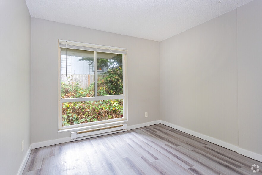 More Photos Of 51 Hayes Pl SW, Renton Apartments For Sale