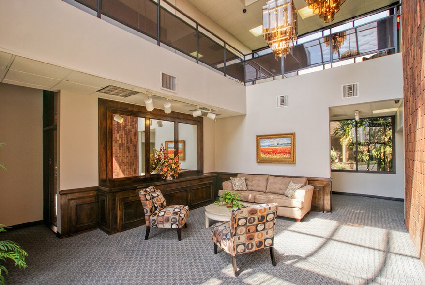 More Photos Of 731 N Beach Blvd, La Habra Medical For Lease