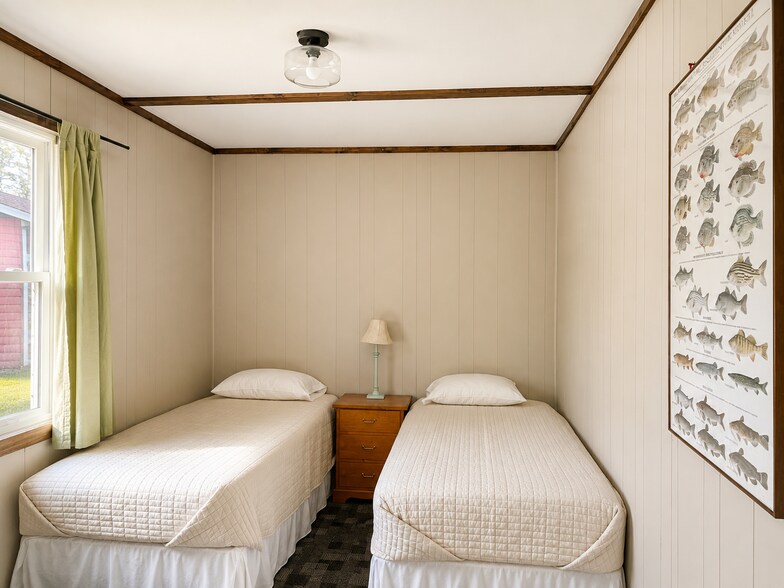 More Photos Of W17461 Norton Rd, Gould City Hotel For Sale