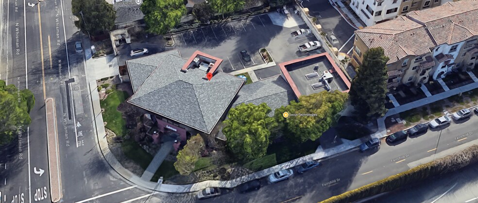 More Photos Of 299 Fairchild Dr, Mountain View Light Distribution For Lease