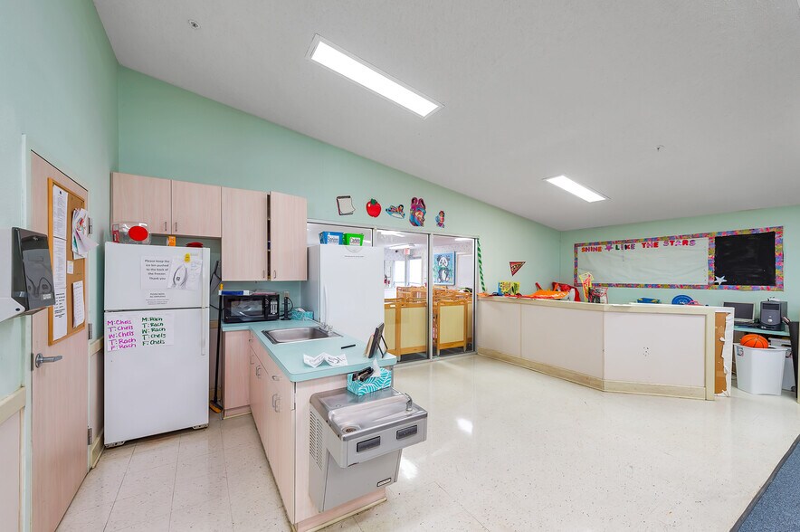 More Photos Of 18150 Park Cypress St, Houston Daycare Center For Sale