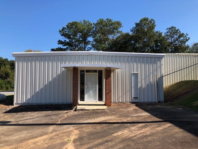 Primary Photo Of 320 South St, Perry Warehouse For Lease