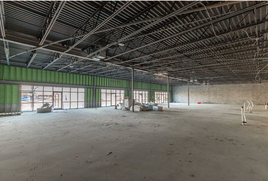 More Photos Of 1909 Gunbarrel Rd, Chattanooga Storefront For Lease