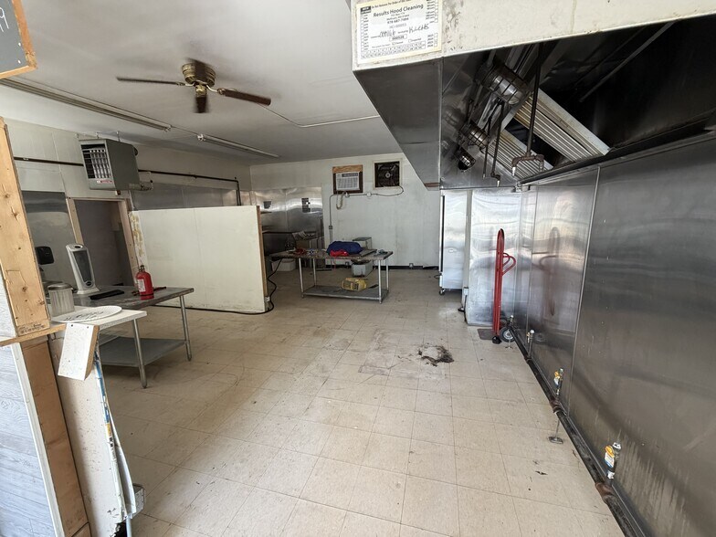 Primary Photo Of 120 Lowell St, Methuen Restaurant For Lease