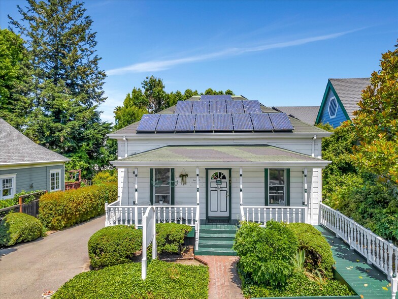 Primary Photo Of 645 S Main St, Sebastopol Office For Sale