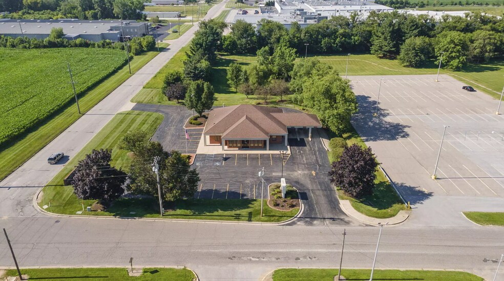 More Photos Of 201 Koomler Dr, La Porte Bank For Sale