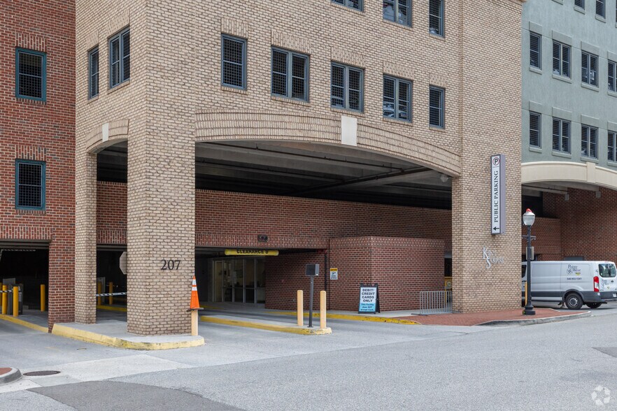 More Photos Of 250 S Main St, Blacksburg Apartments For Lease