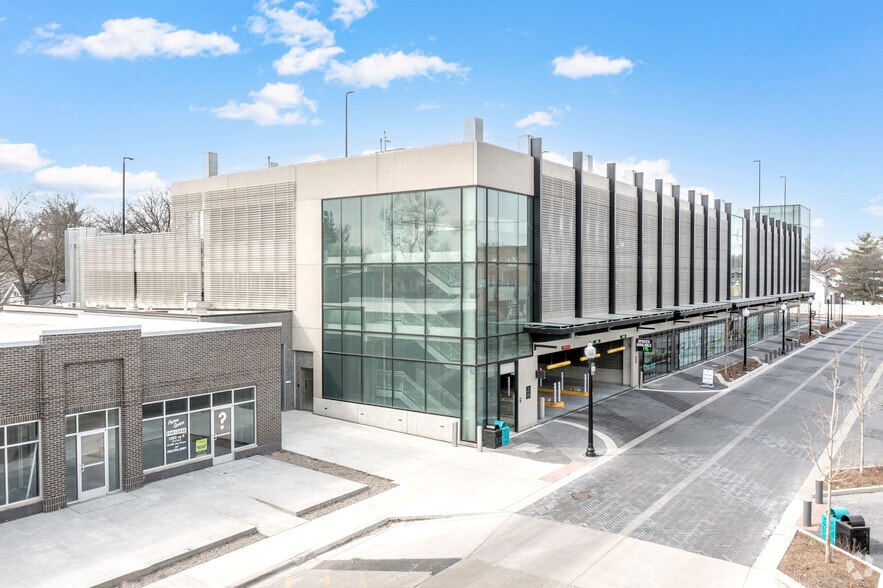 More Photos Of 221 W Troy St, Ferndale Parking Garage For Lease
