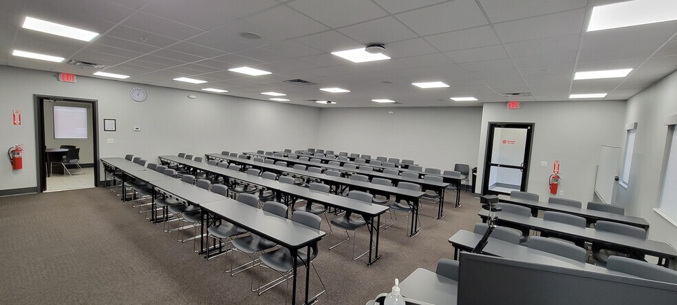 More Photos Of 8609 Citadel Way, Louisville General Retail For Sale