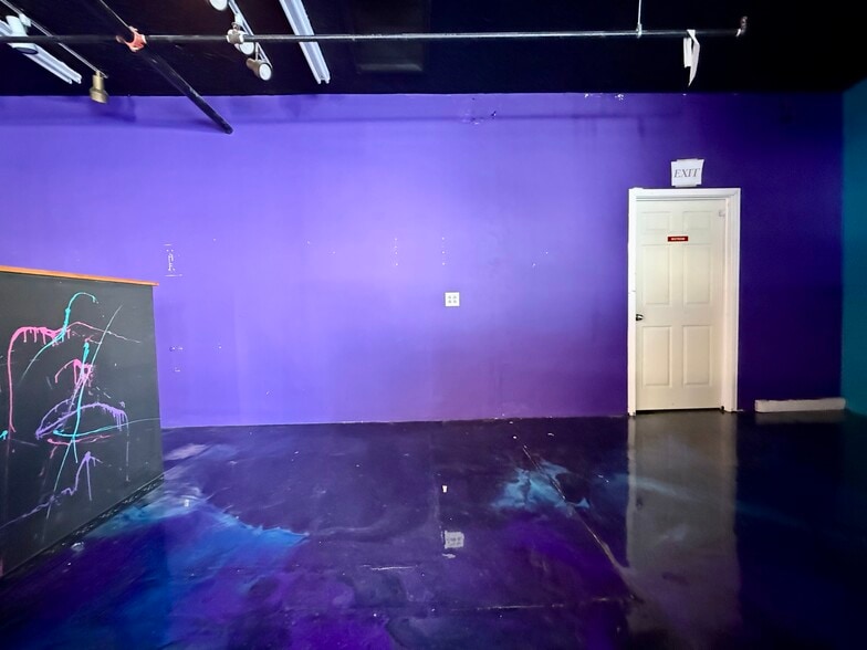 More Photos Of 118 Cambridge St, Worcester Unknown For Lease