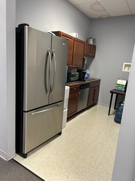 More Photos Of 197 Byers Creek Rd, Mooresville Research And Development For Lease